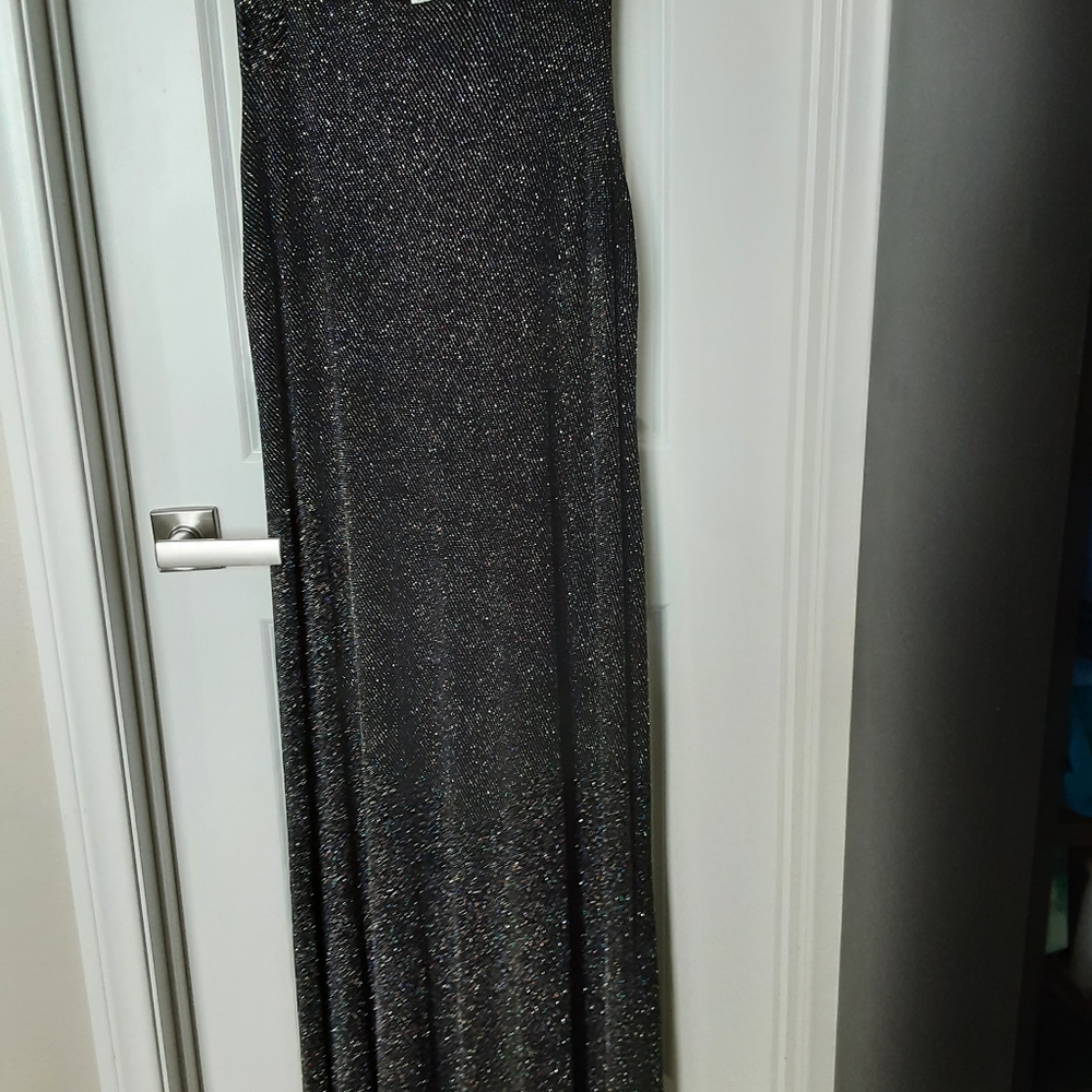 Ronni Nicole Black Maxi Dress